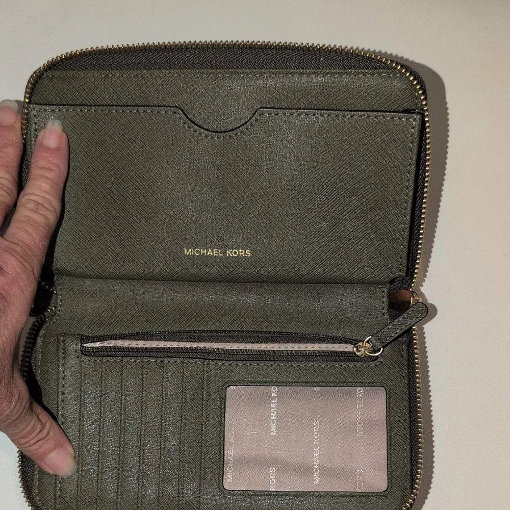 Michael Kors Dark Gray Zip Wallet